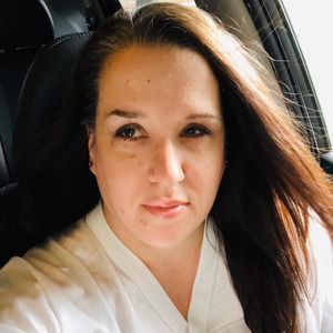 Meet your Posher, Dori